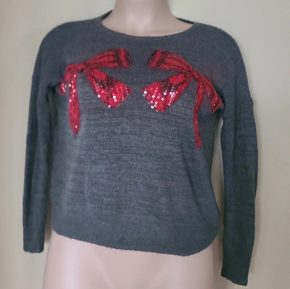 Abercrombie & Fitch women's sweater sz.XS loose fit Sequin red bows (A2) - Picture 1 of 8